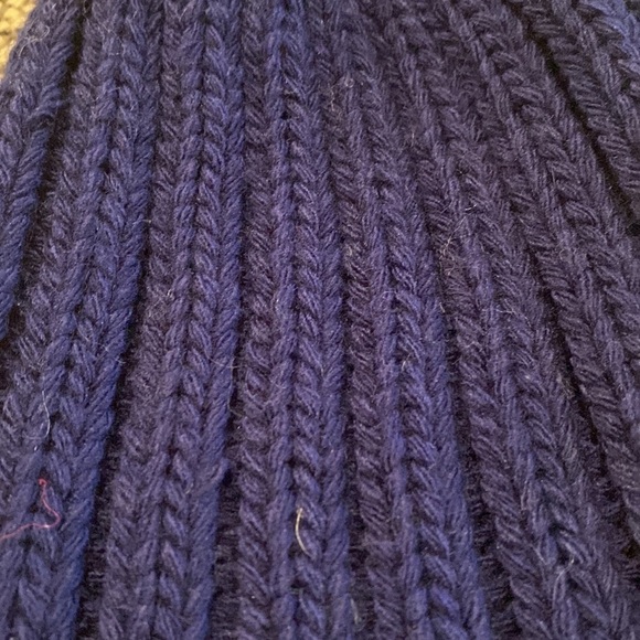 NWOT Knit Slouchy Navy Blue Beanie with Patch on Front and Fur Pom Pom - Picture 2 of 4